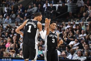 樊振东2分 樊振东2分